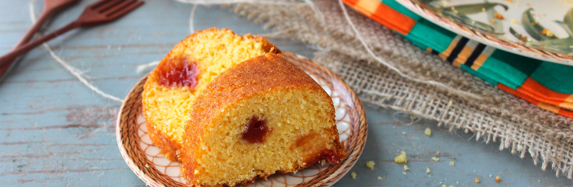 Receita: Bolo de fubá com goiabada