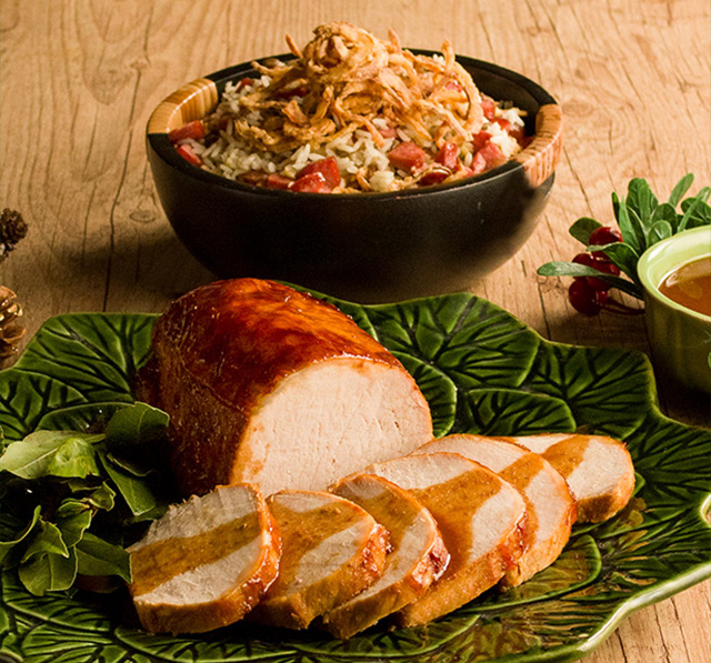 Receita: Lombo Assado com Molho de Rapadura com Arroz de Lentilha e Cebolas Fritas