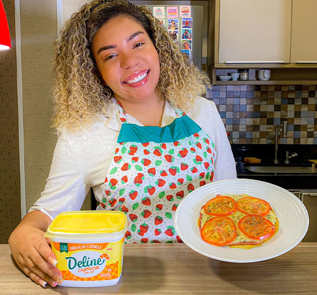 Receita: Pizza de Frigideira com @isisvieirareal