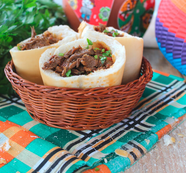 Receita: Sanduíche de carne louca